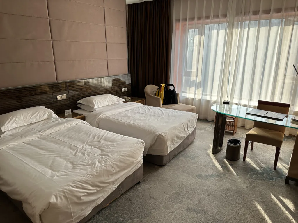 Kaisheng Xingfeng International Business Hotel w Pekinie. Darmowy hotel otrzymany od linii lotnixej Air China podczas długiej przesiadki w Chinach. 